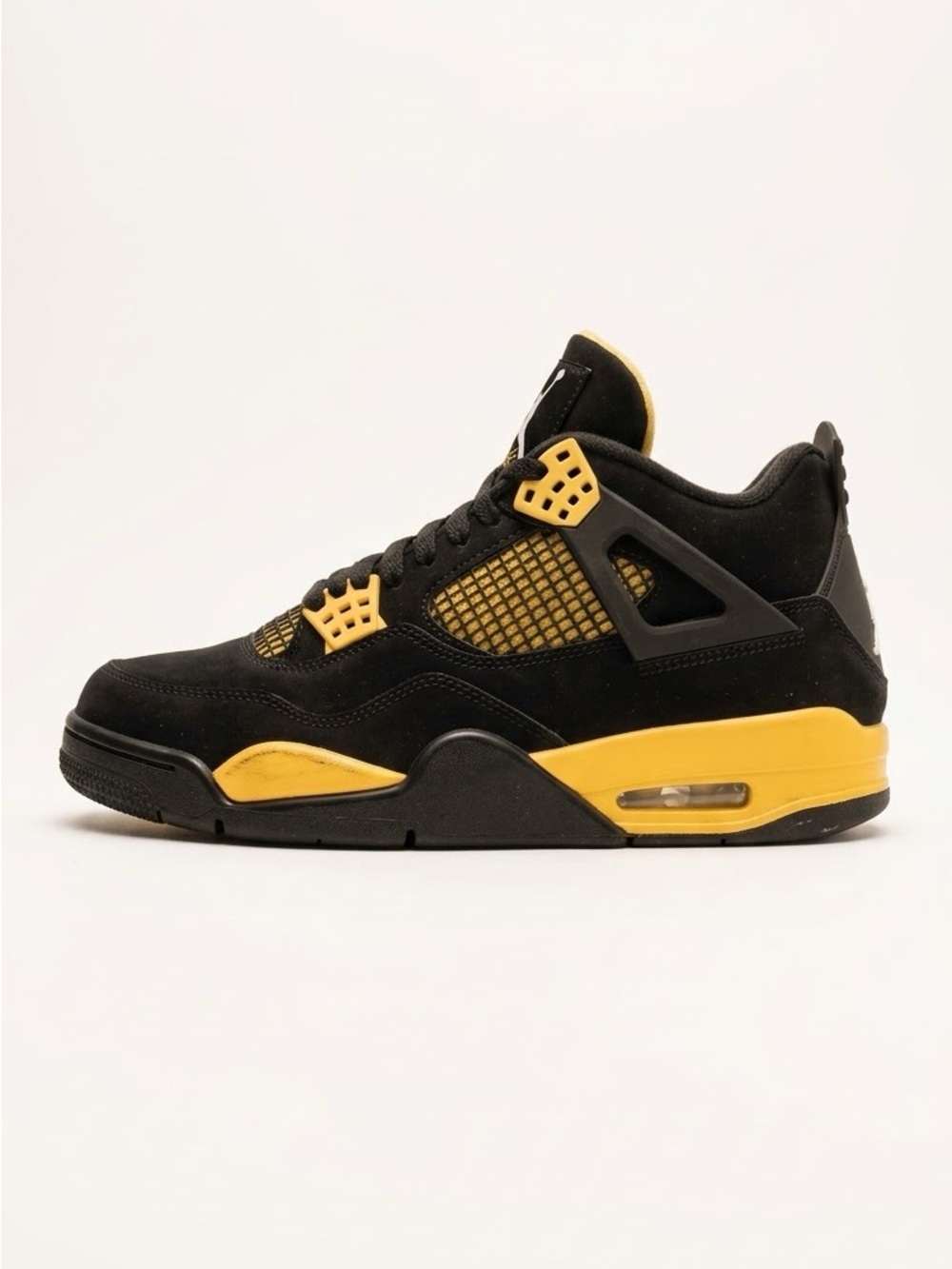 AUTHENTIC | JORDAN 4 RETRO 'THUNDER'